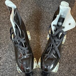 Black Roller Skates for Men. Brand New